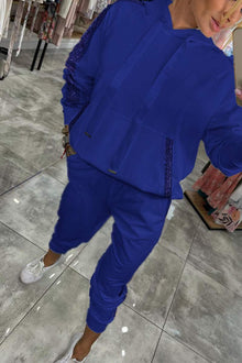 Blau